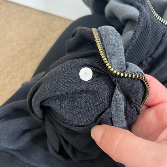 Lululemon Thick Hooded Sweatshirt Size 8 Front-Side Zips Gray - Picture 7 of 9